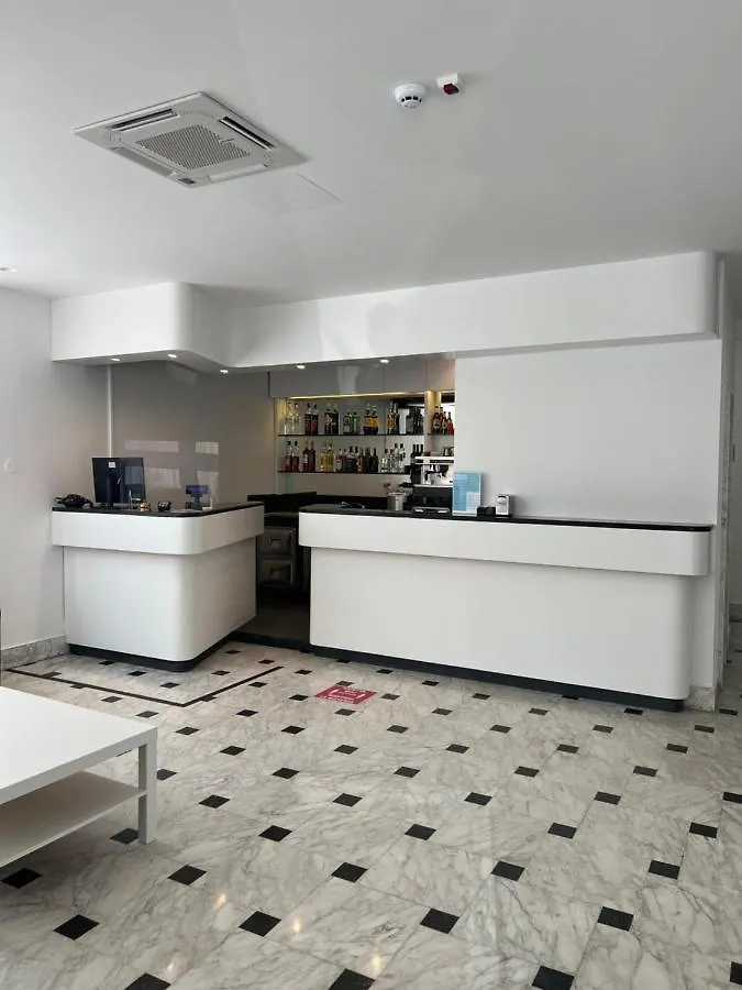 Hotel Exclusive In Pieno Centro - Nuova Gestione 2025 Riccione 2*,  Italie