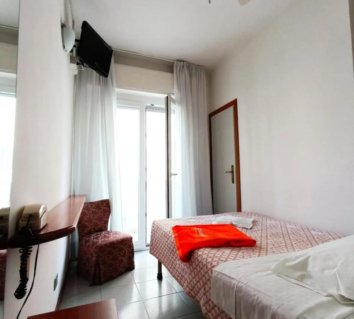 Hotel Exclusive In Pieno Centro - Nuova Gestione 2025 Riccione