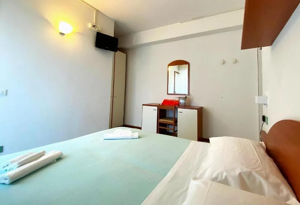 **  Hotel Exclusive In Pieno Centro - Nuova Gestione 2025 Riccione Italie