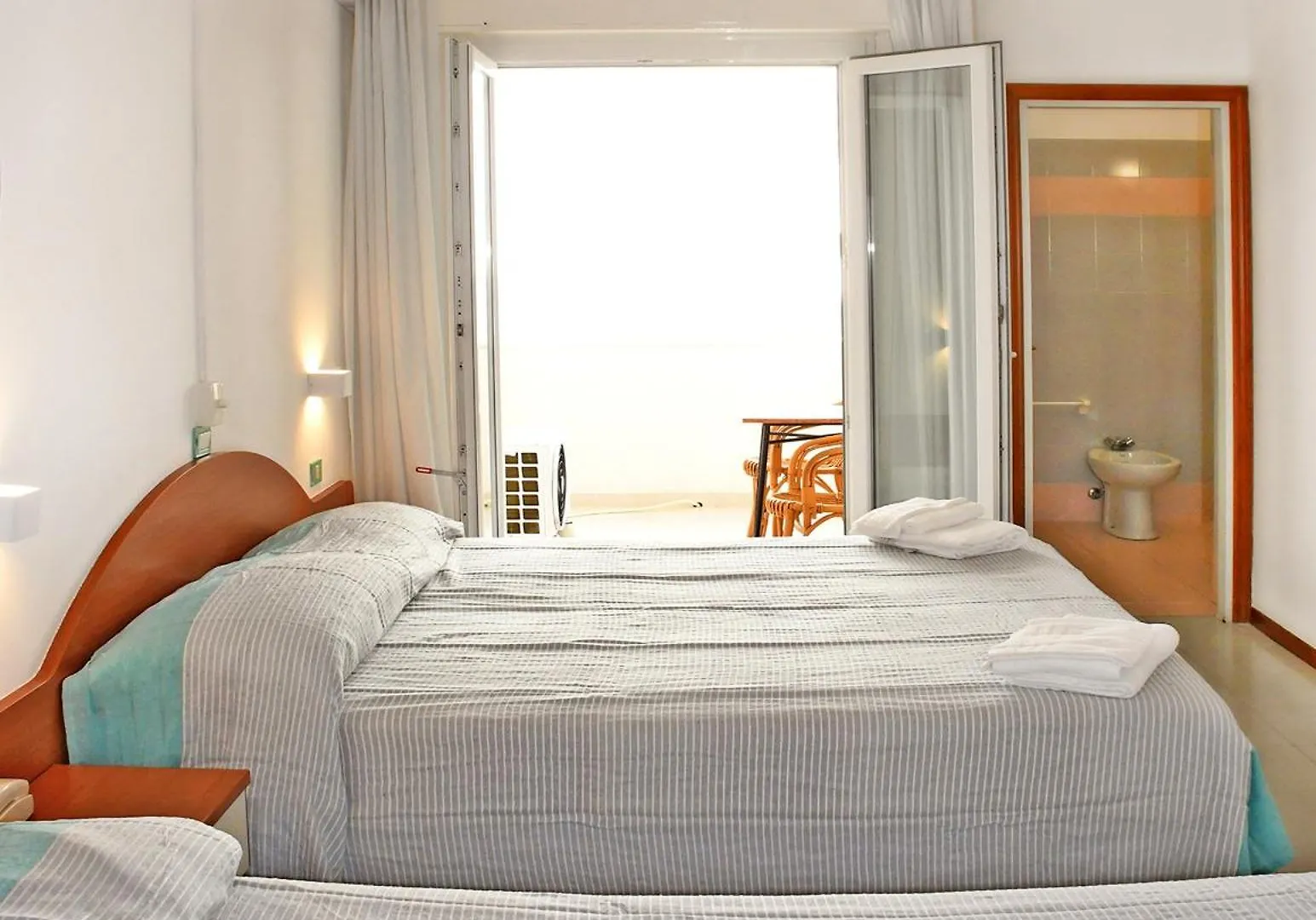 Hotel Exclusive In Pieno Centro - Nuova Gestione 2025 Riccione