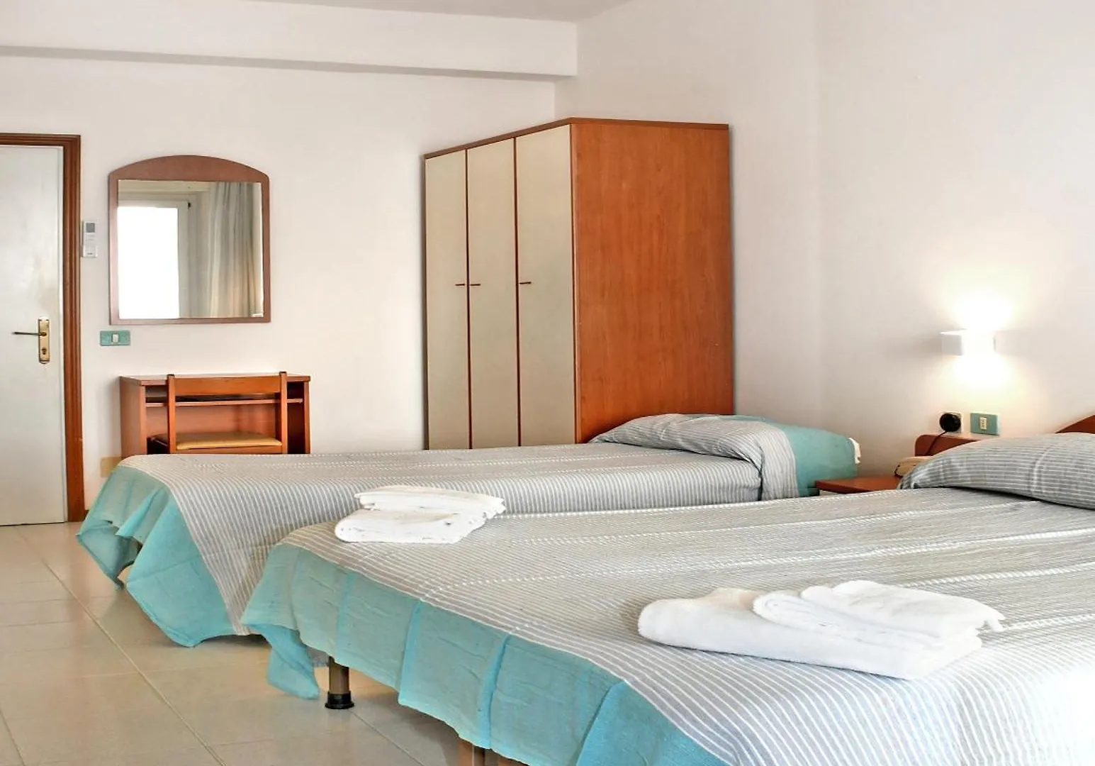 Hotel Exclusive In Pieno Centro - Nuova Gestione 2025 Riccione