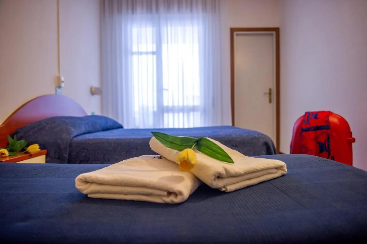 Hotel Exclusive In Pieno Centro - Nuova Gestione 2025 리치오네 이탈리아