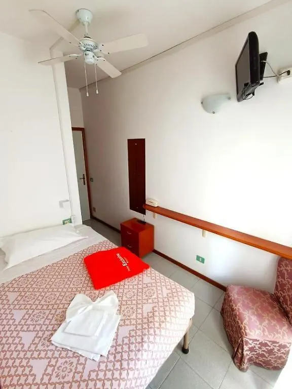 Hotel Exclusive In Pieno Centro - Nuova Gestione 2025 리치오네