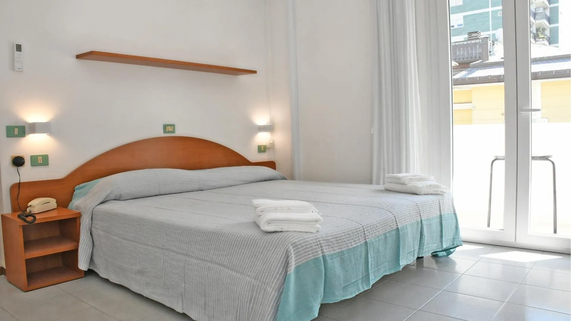 Hotel Exclusive In Pieno Centro - Nuova Gestione 2025 리치오네